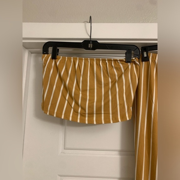 NEW CAPELLA PLUS SIZE Gold Striped Two Piece Tube Top Wide Pants Set 2XL 3XL - Picture 4 of 5